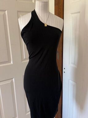 Asymmetrical One-Shoulder Black Dress